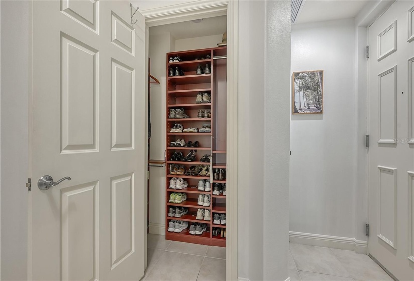 Entryway closet w/custom built-ins