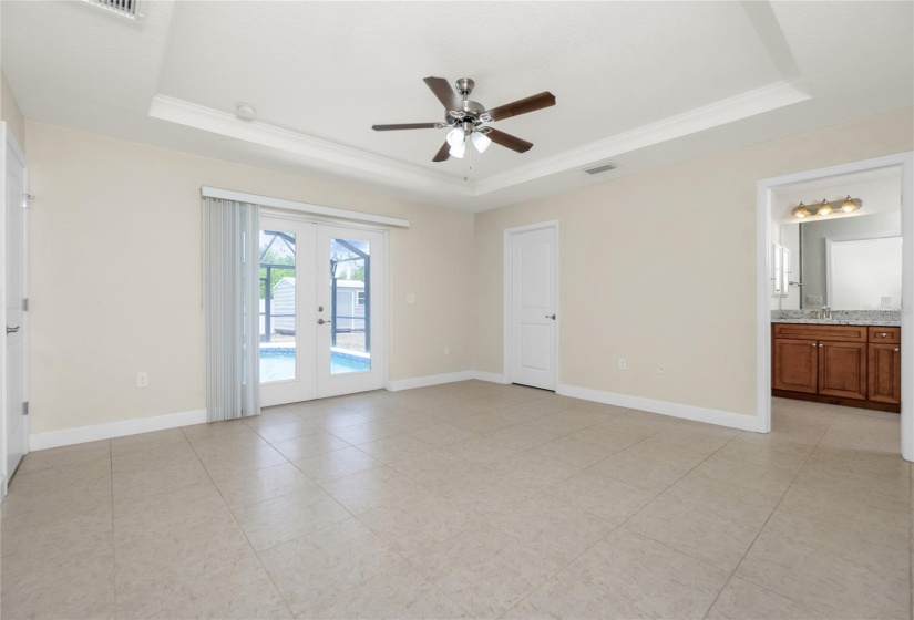 French doors to the pool