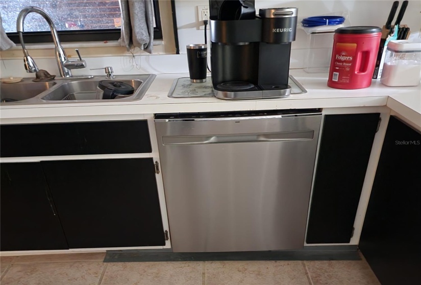 Stainless steel dishwasher