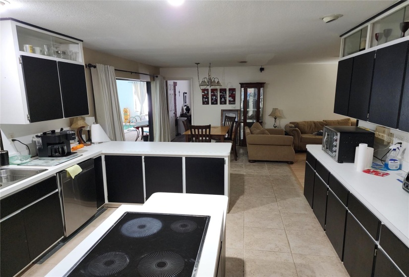 Kitchen - looking toward dining area