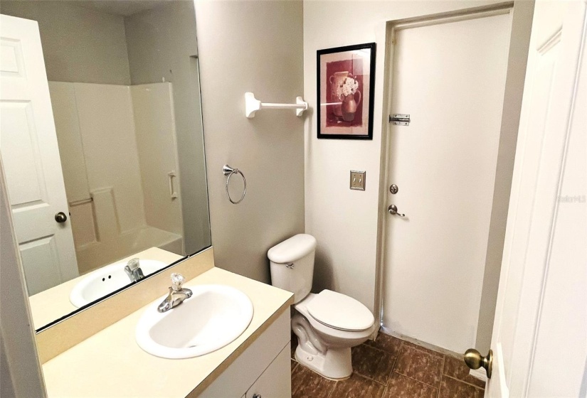 2nd Bathroom