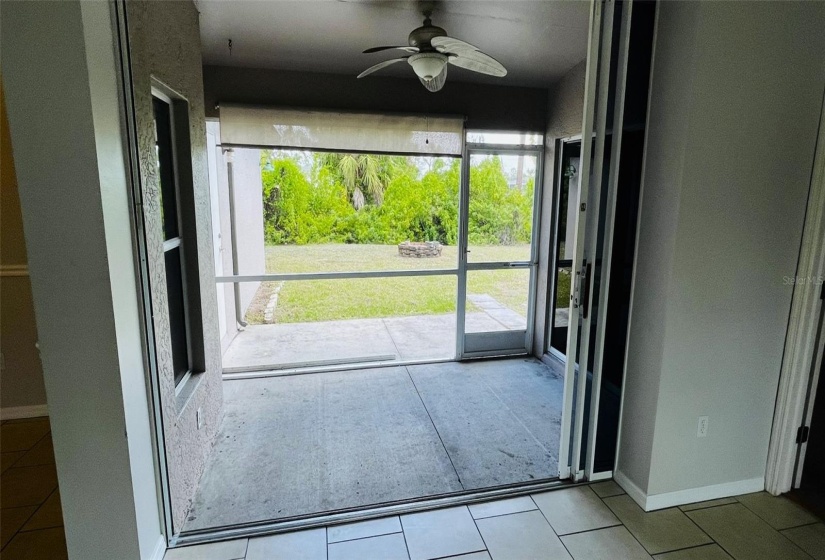 Screened & Covered Lanai Area