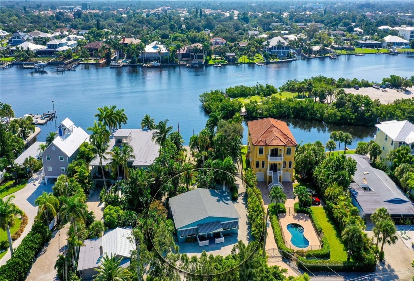 Aerial showing position of cottage and location on intracoastal.