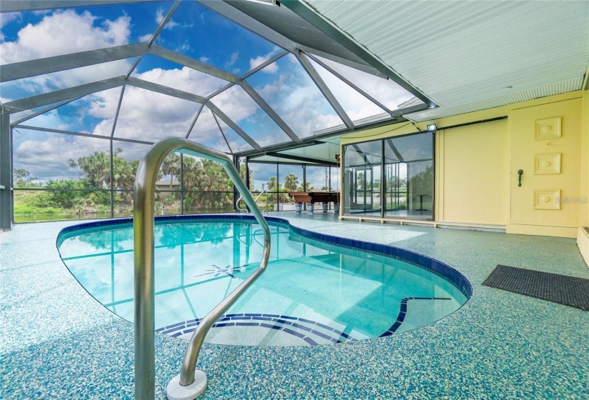 Private heated pool, with therapy spa jets