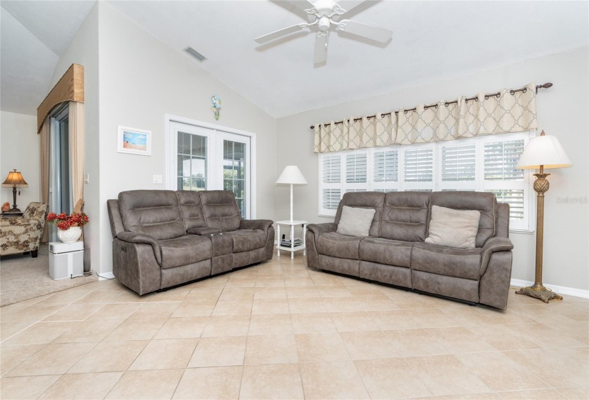 French doors to lanai from family room