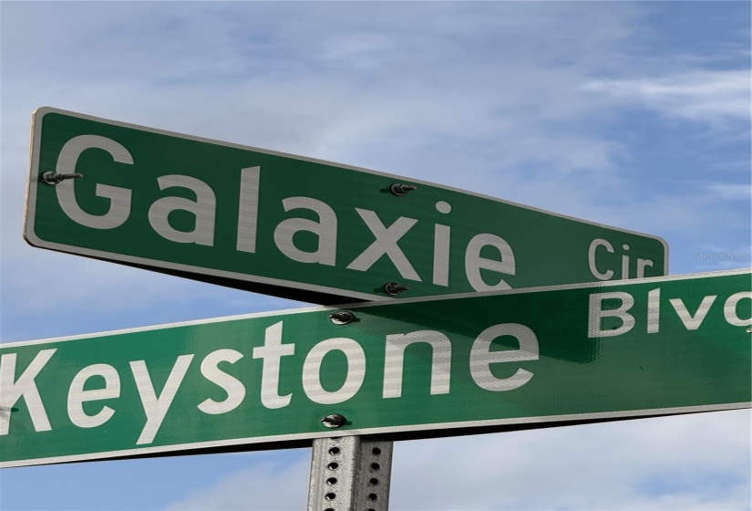 Looking at Galaxie Circle from the south, toward Keystone.