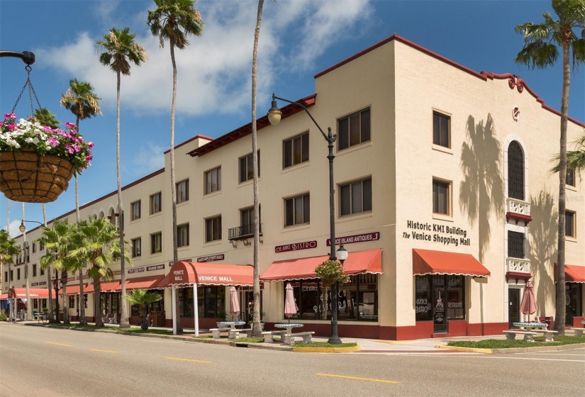 Downtown Venice shops on Tampa Ave.