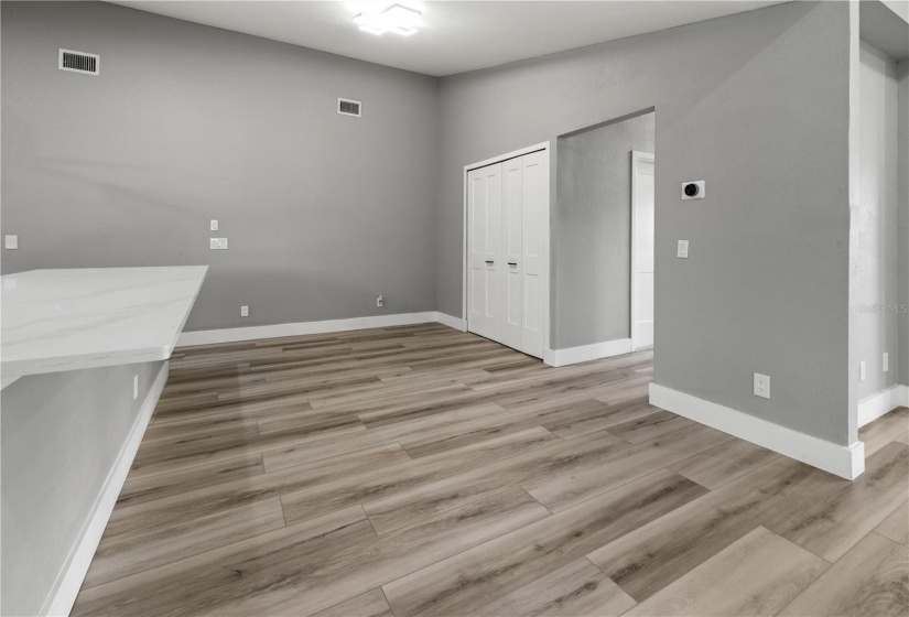 Dinette/dining area off the kitchen and pantry