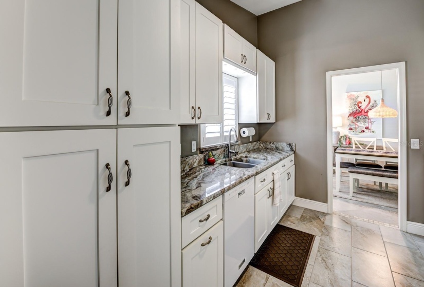 Kitchen with plenty of cabinets