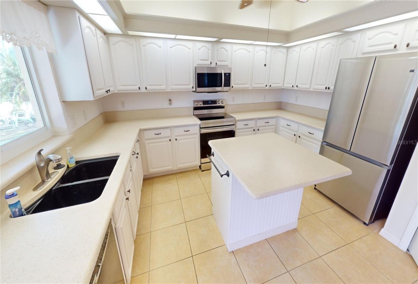 Kitchen with Island