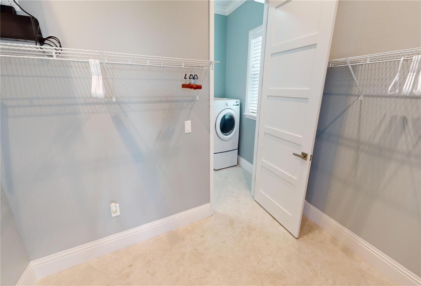 Primary - ensuite closet