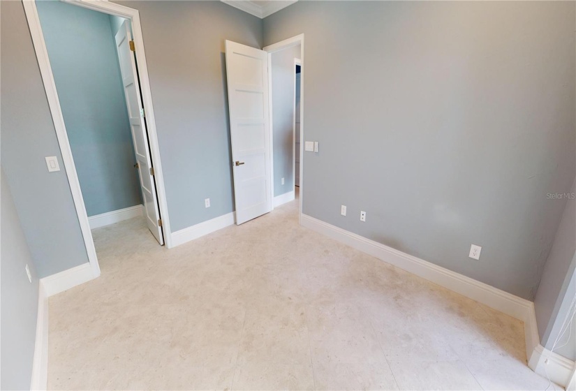 Guest room with pool access