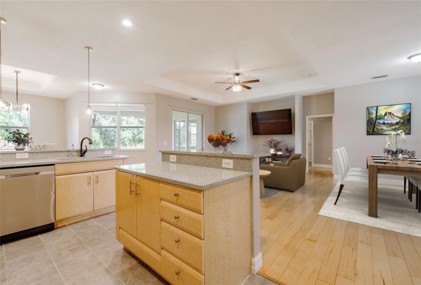 LOTS OF DRAWERS AND CABINETS!virtual staging