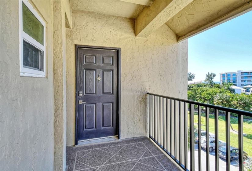 Penthouse 6 Front Door Corner/End Unit