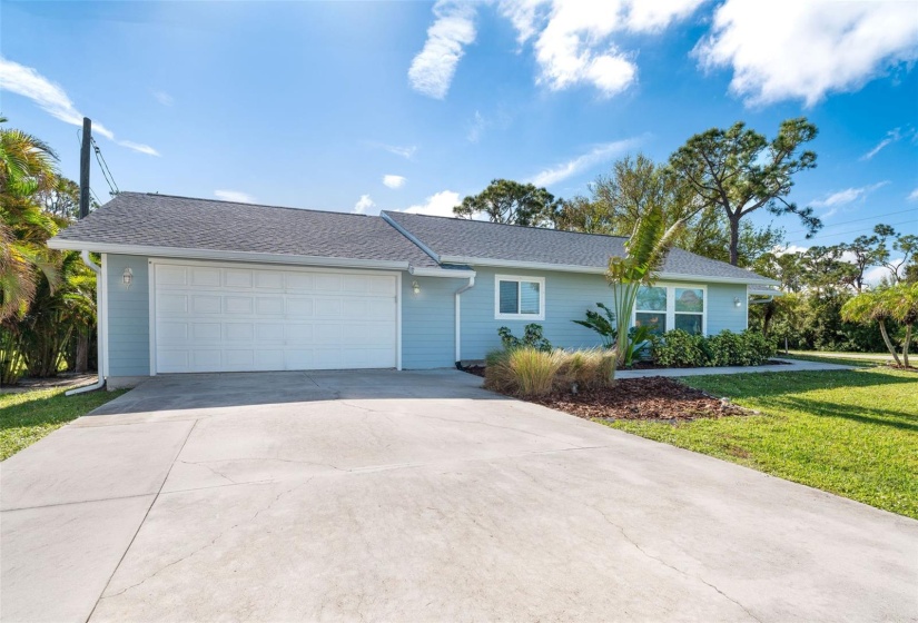 Large driveway & oversized garage