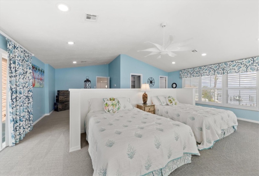 Large upstairs bedroom with private ensuite overlooking Lemon Bay