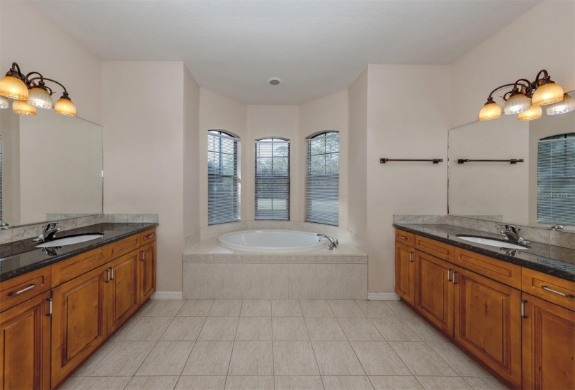 Garden Tub & Separate Vanities In Primary Ensuite