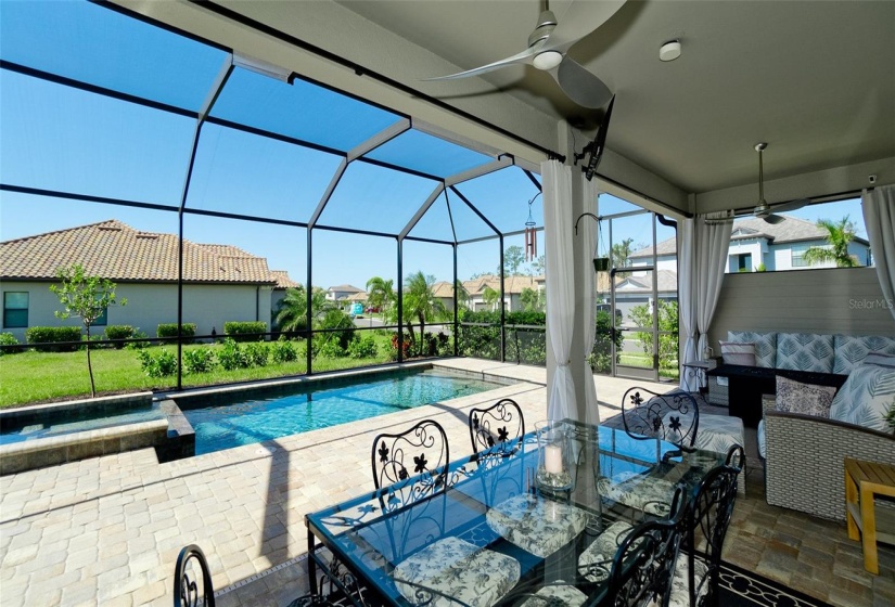 Large covered area of the Lanai ensure year round use