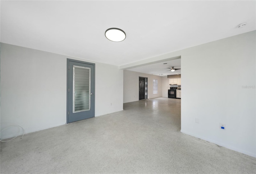 Sunroom to Garage