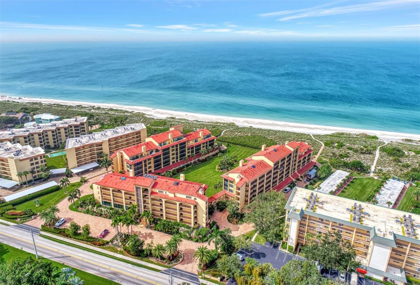 Unbelievable Gulf views embrace this entire complex