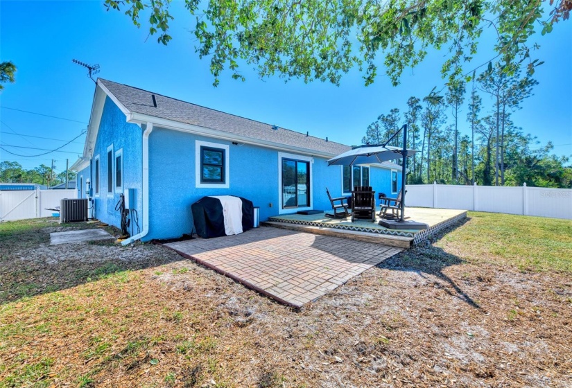 Deck/patio for barbecuing