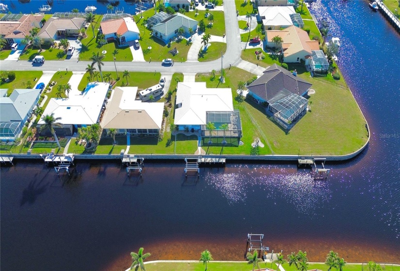 10,000 lb boat lift and concrete dock