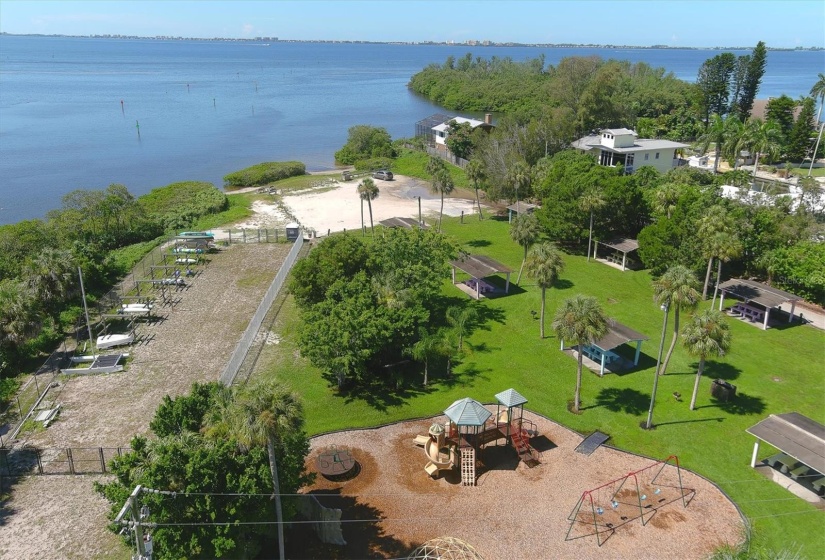 Bay access for kayaking