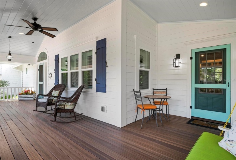 Wrap around front porch access to the kitchen