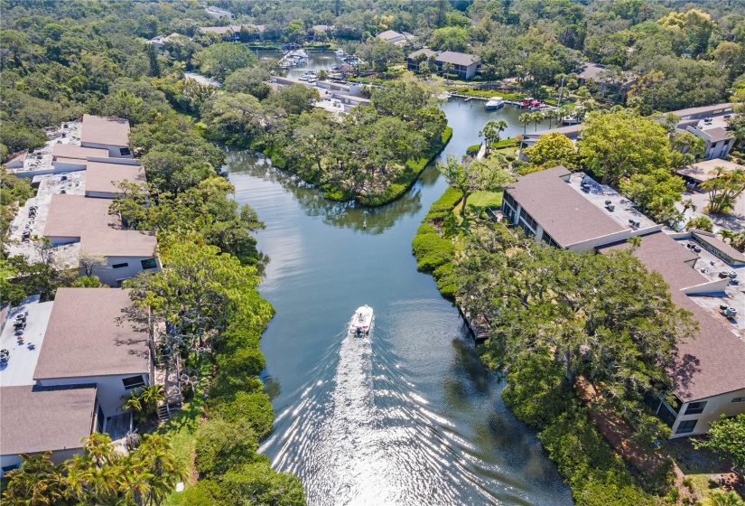 No fixed bridges going out to Sarasota Bay