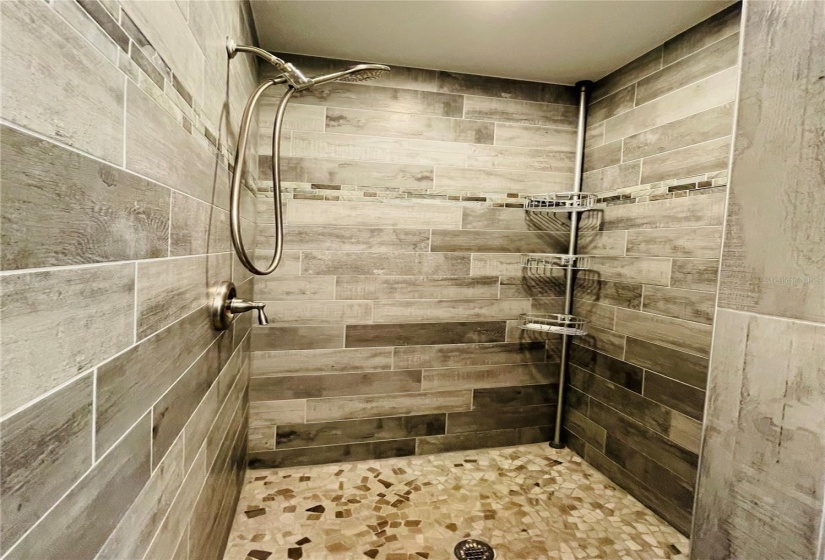 MASTER BATH-WALK IN SHOWER