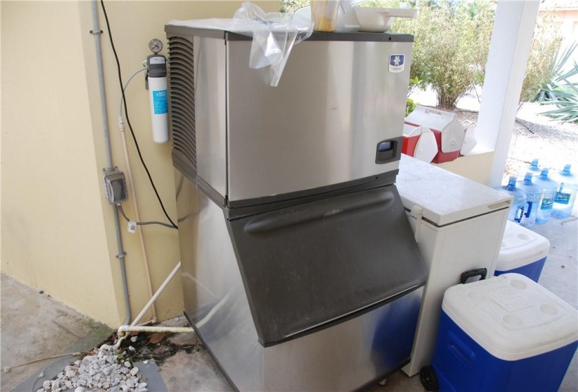 Ice machine