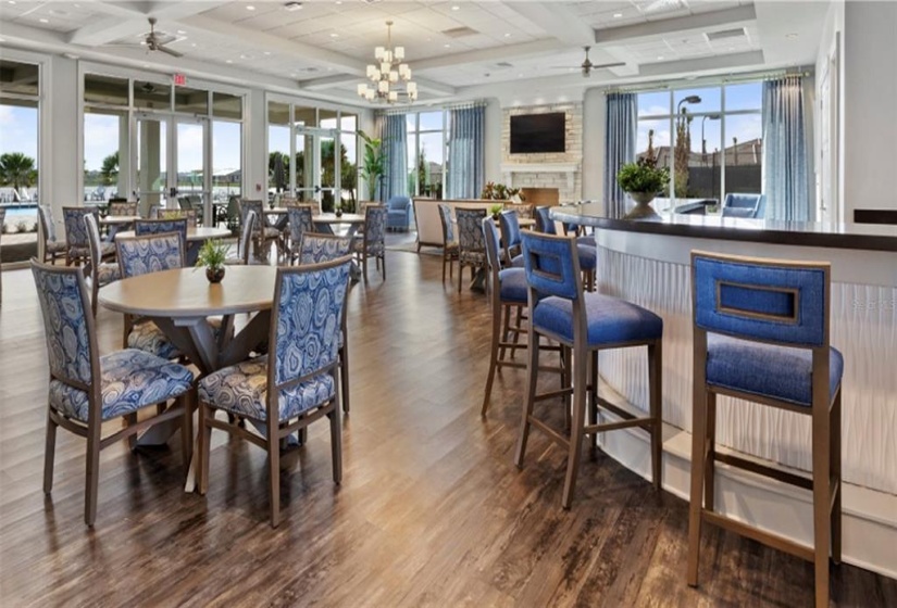 CLUBHOUSE DINING