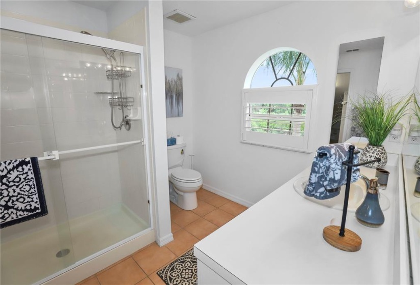 Main bedroom ensuite bathroom with shower