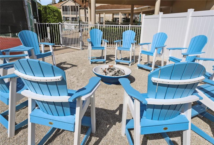 Pinestone community outdoor seating with fire pit area