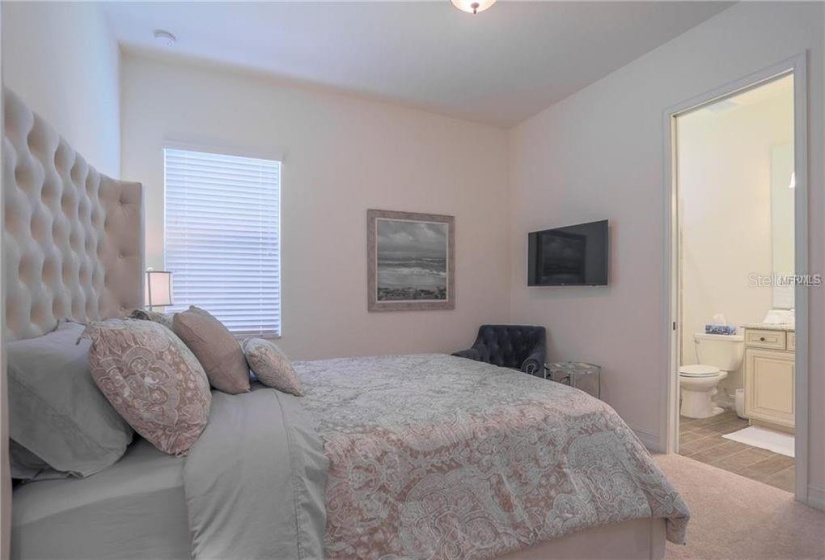 GUEST BEDROOM W/BATH ENSUITE