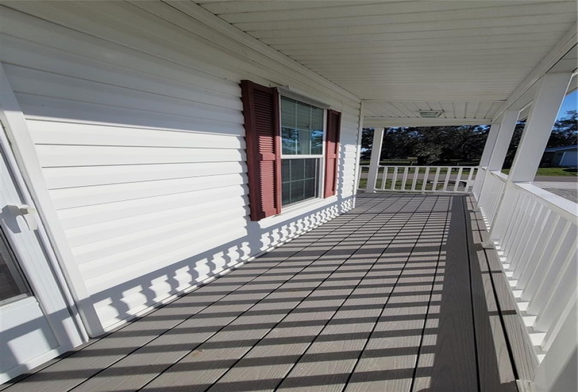 spacious porch area