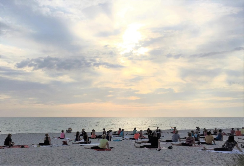 ENGLEWOOD BEACH YOGA